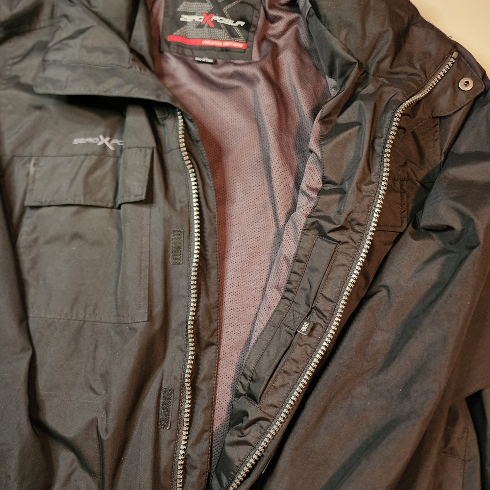 ZeroXposur Men's Black Windbreaker Jacket - Picture 4 of 5